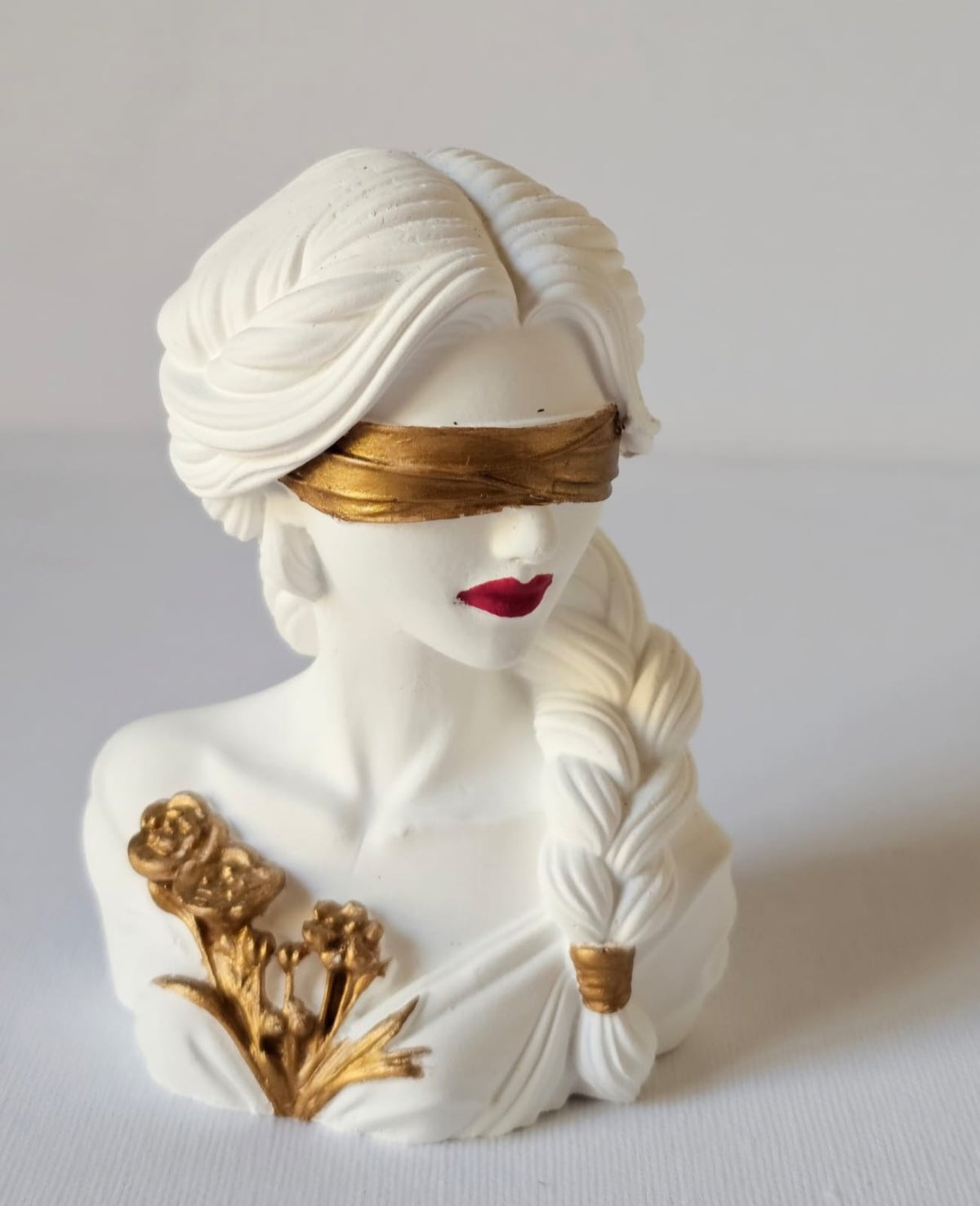 busto lady gold